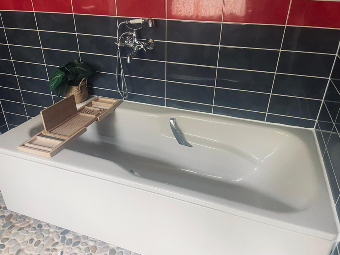 Bathroom 4, Wiisalan Kartano, Southern Savonia