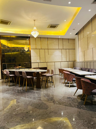 Food & Drinks 4, Supernova spira, Gautam Buddha Nagar