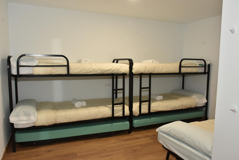 Bedroom 2, O lar Albergue Larouco, Ourense