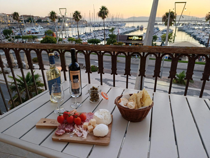Food & Drinks, L'Aragosta Guesthouse, Sassari