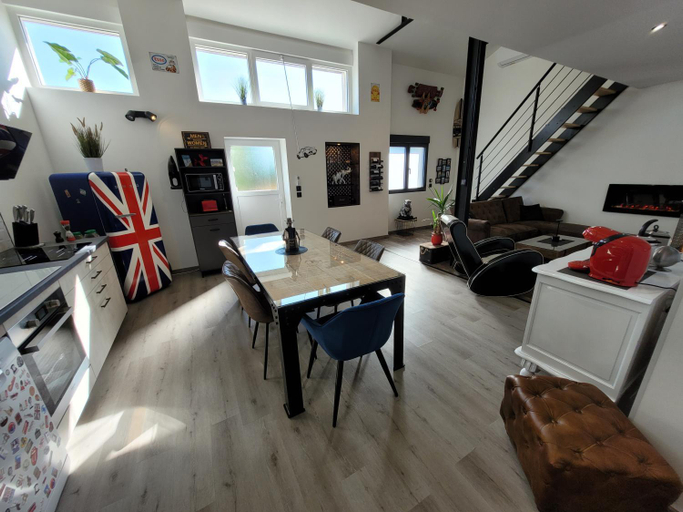 Others 3, Indus'Loft and Spa-Jacuzzi et Parking Prive, Loir-et-Cher