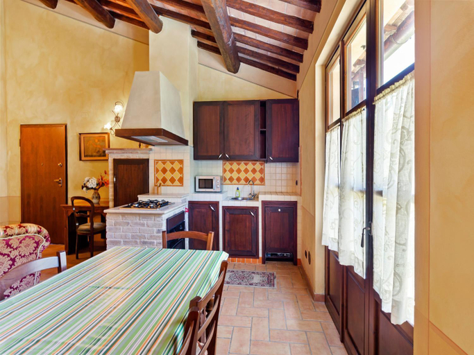 Others 3, Elegant apartment only 1 hour from Rome, Terni