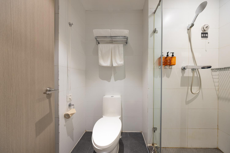 Bathroom 4, Orange Hotel Beijing Temple of Heaven, Beijing