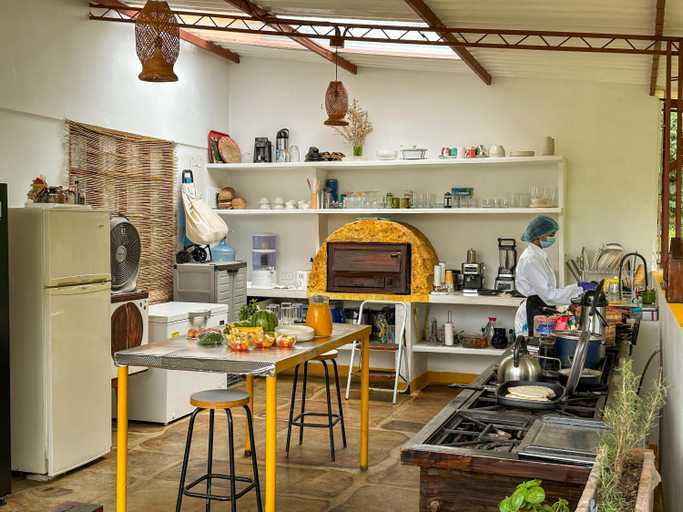 Food & Drinks 3, El Nido Andino, Cachipay