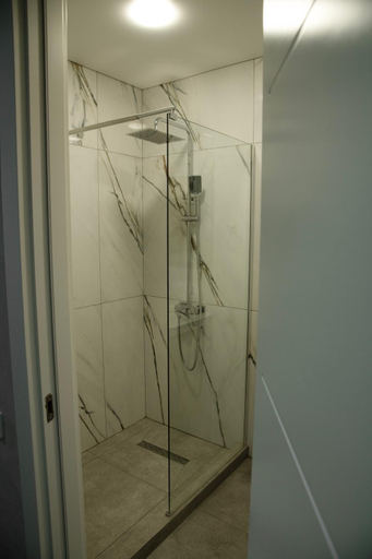 Bathroom 5, Bamboo Beach Tsikhisdziri, Kobuleti