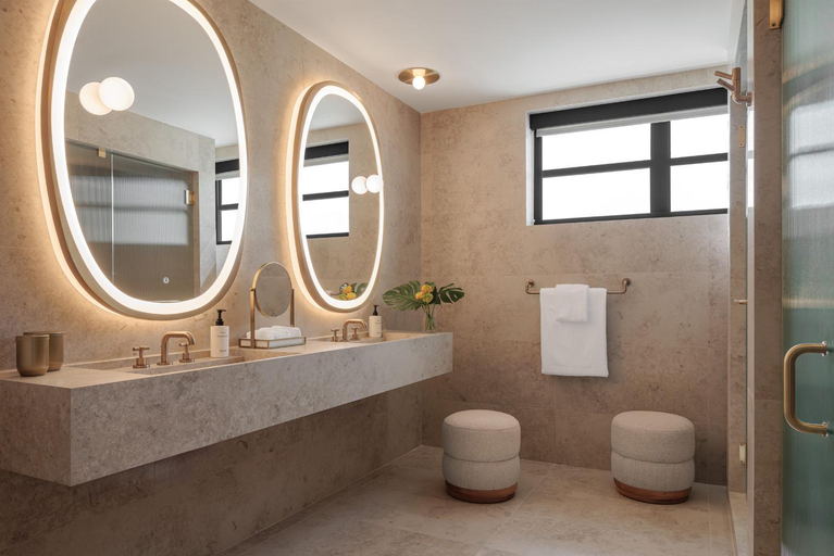 Bathroom 4, The Moore Miami, Miami-Dade