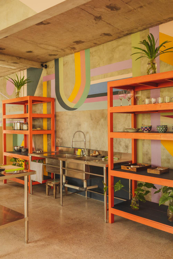 Food & Drinks 5, Shelter Island, Gianyar