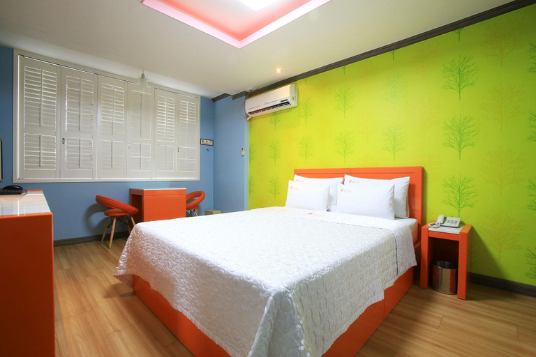 Bedroom 3, Daebudo View, Hwaseong