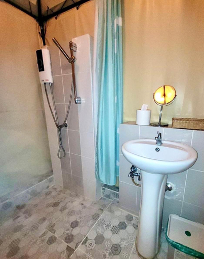 Bathroom 3, Berghaus101, Pak Chong