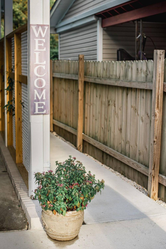 Others 5, Olde Village Loft - Unique Park Circle Experience, Charleston