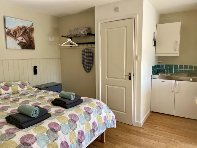 Bedroom 1, Elm Tree Farm Accommodation, Northamptonshire