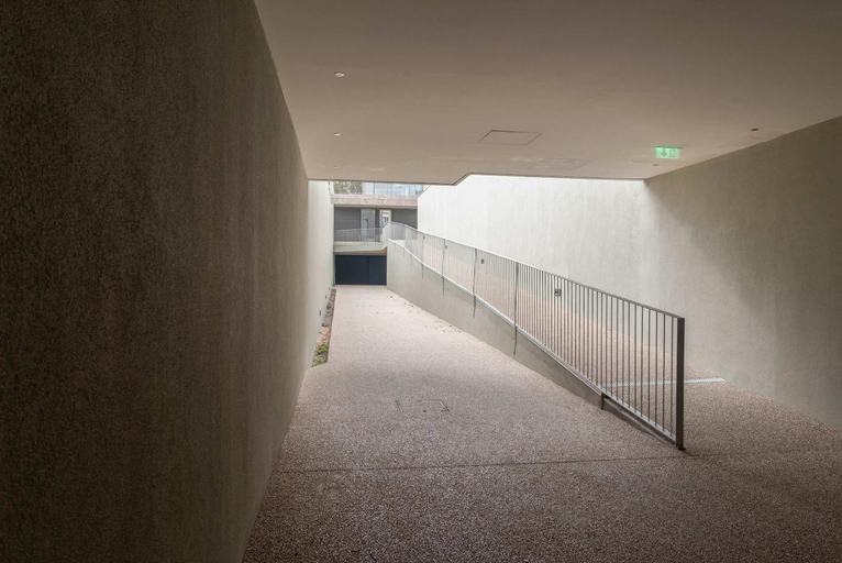 Entrance 5, Liiiving in Porto - The Prestige Apartment E, Porto