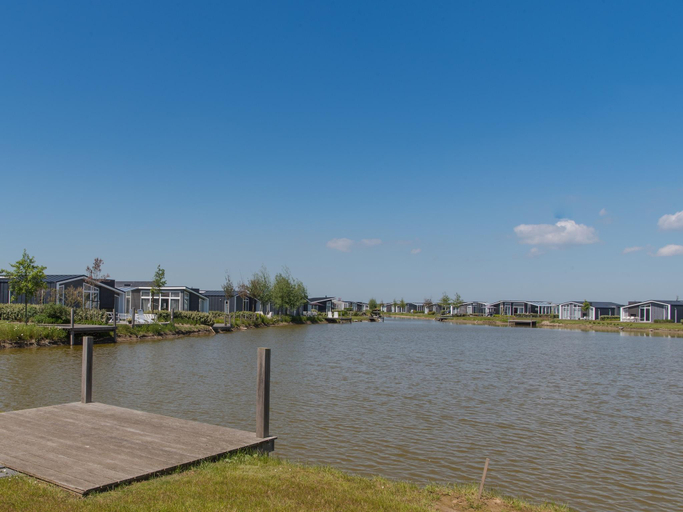Others 5, Modern Apartment in Zeeland with Sunset Views, Kapelle