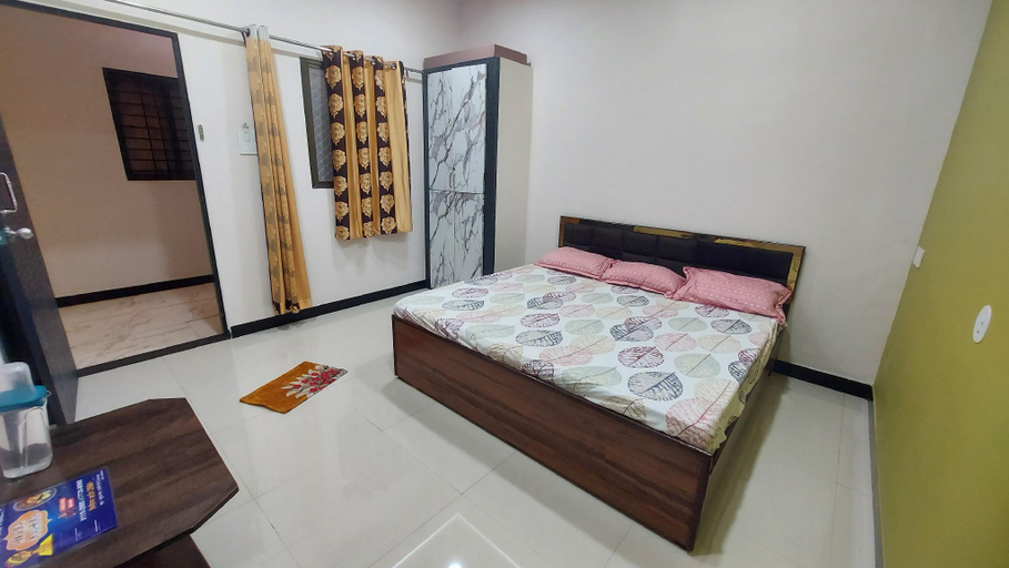 Bedroom 2, Hotel Mahamrityunjay Palace, Ujjain