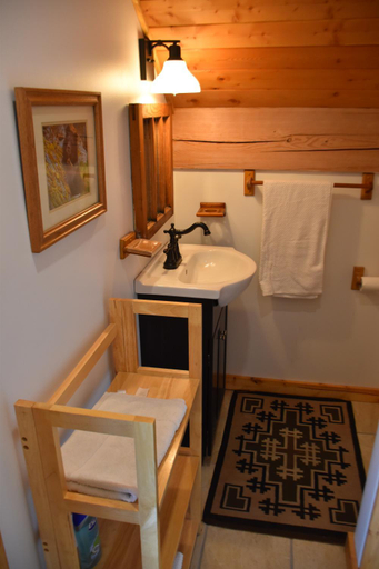 Bathroom 3, Seven Sisters Mountains House, Kitimat-Stikine