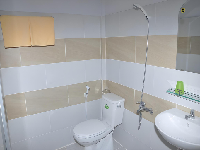 Bathroom 2, Phi Yen Hotel, Côn Đảo