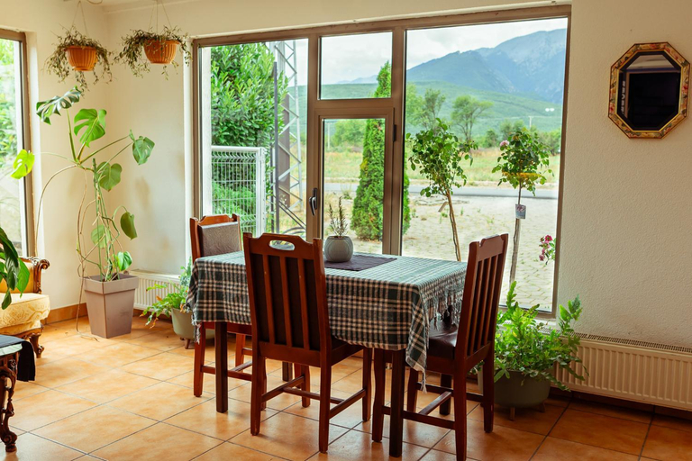 Food & Drinks 5, Bujtina Podguri Stay in Peja with Breakfast, Peć