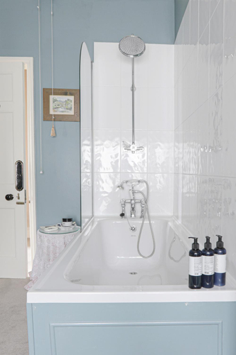 Bathroom 3, Trewardale, Cornwall