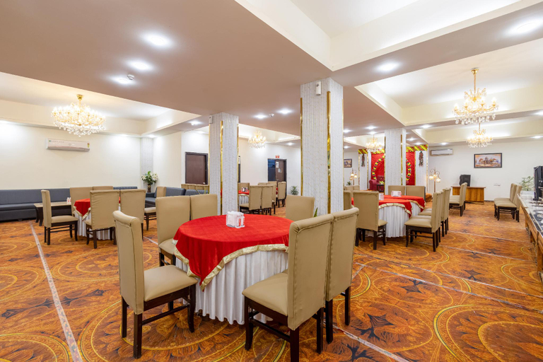 Food & Drinks 5, Yashobhoomi Hotel Tashree Delhi Airport, Delhi