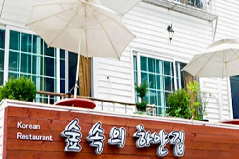 Others 4, Pocheon Supsogui Hayanjip Pension, Pocheon