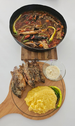 Food & Drinks 3, Casa de la Dunare-Daeni, Daeni