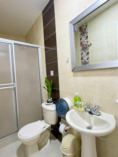 Bathroom 4, Apartahotel MKS Caribe, San Andrés