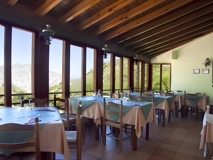 Food & Drinks 3, Taberna de Tresviso, Cantabria
