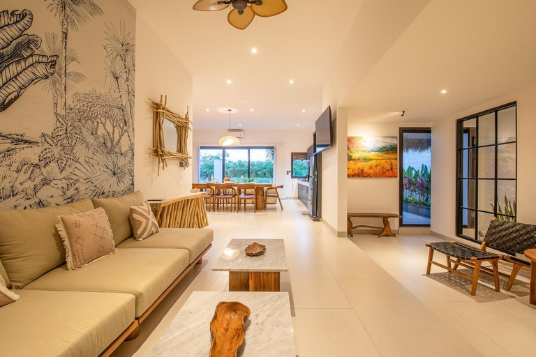 Interior view 2, 4 Bd Seminyak Rice Paddies View 4 Mins to Beach, Badung