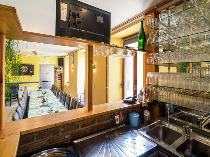 Food & Drinks 4, Lovely Holiday Home in Marcourt, Luxembourg