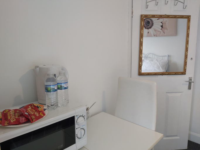 Others 4, Fresher Space Home Stay, Birmingham