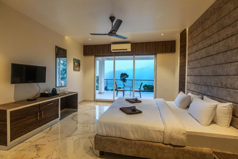 Bedroom 3, SaffronStays Sundowner, Raigarh