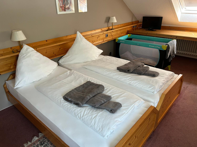 Bedroom 2, Bad Bruckhaus Erlebnishotel, Waldshut