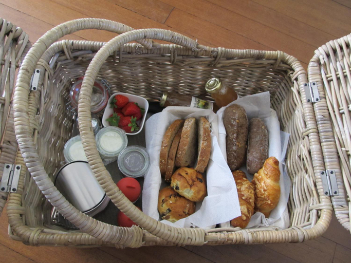 Food & Drinks, Bed & Breakfast "Bij de Trekgaten", breakfast optioneel, Hoogeveen