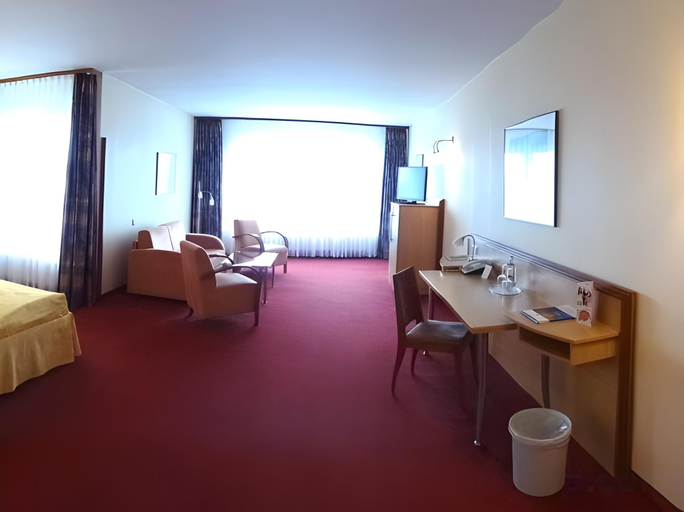 Bedroom 3, Hotel Ascot-Bristol, Potsdam