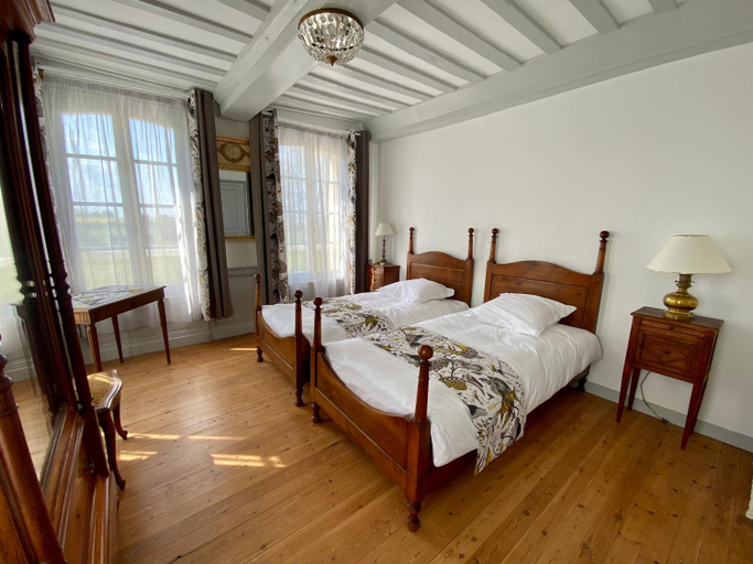 Others 2, Manoir de L'Oiseliere, Seine-Maritime