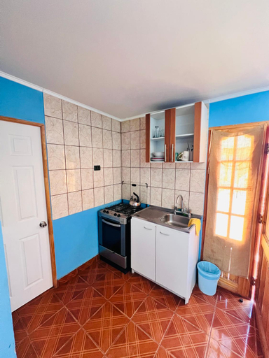 Others 5, HOSTAL APANANTOR 1, El Loa