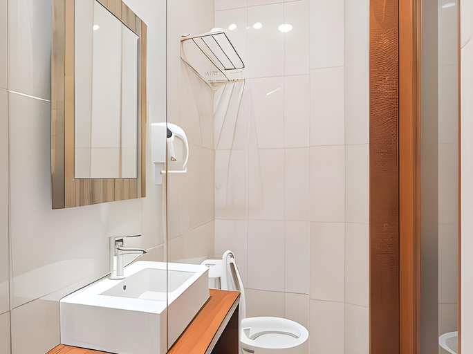 Bathroom 3, Caroline Guest House, Badung