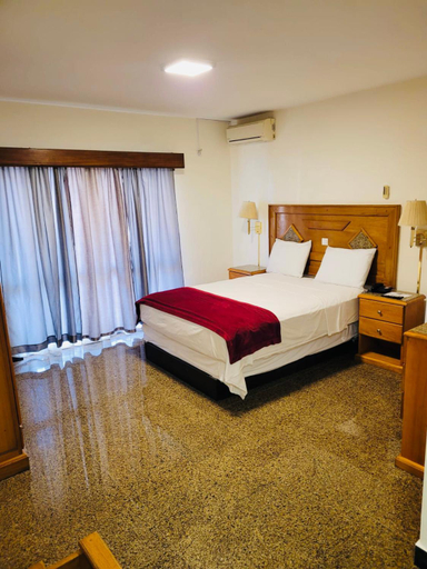 2, OLAMAR HOTEL, Lda, Praia