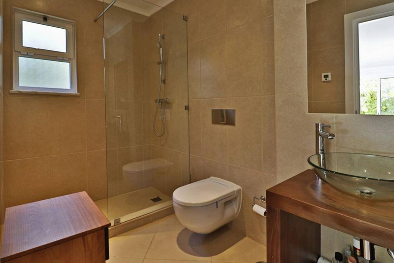 Bathroom 4, Villa Quadradinhos 21Q 4 Bedrooms Private Pool Vale Do Lobo, Loulé