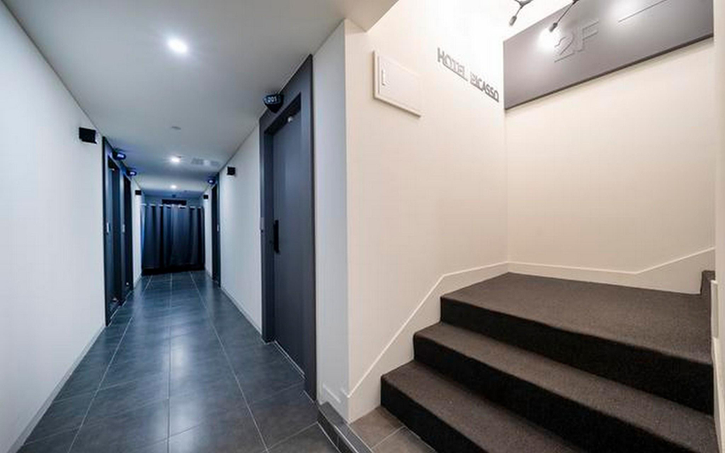 Others 5, Hotel Picasso Suyu, Gangbuk