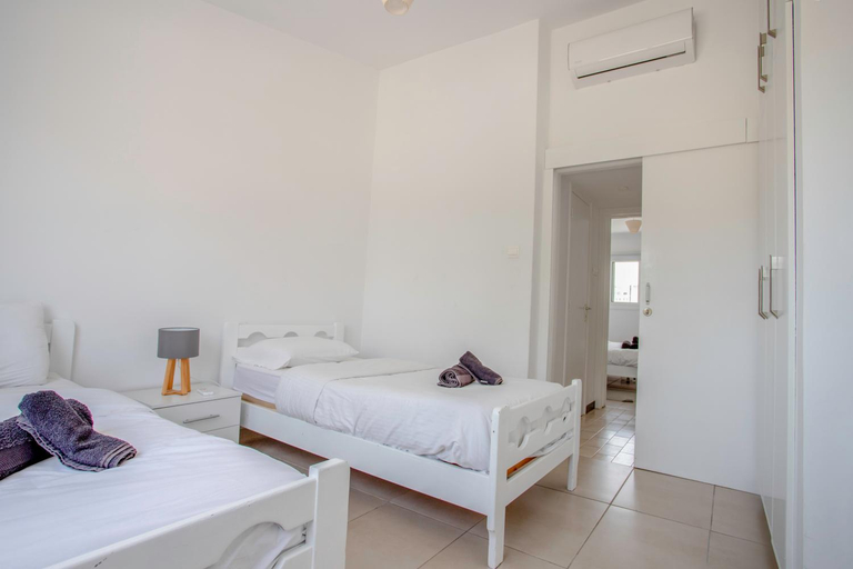 Others 2, 2BD Garden Apartment