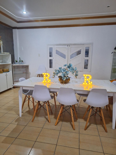 Others 2, Quarto triplo com banheiro em Pousada e Restaurante, Maués