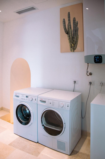 Bathroom 4, Castellinaria Holiday, Bari