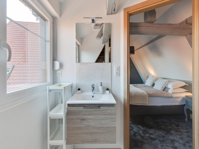 Bedroom 2, Apartment in Alsace near Haut-Koenigsbourg, Bas-Rhin
