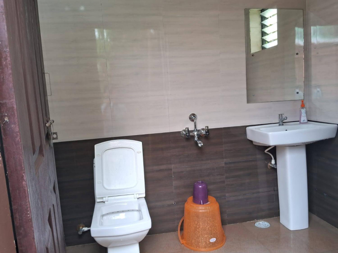 Bathroom 5, Mudra Beach Villa, Uttara Kannada