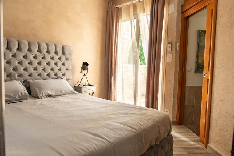 Bedroom 2, Le Mas des Mathes, Chambres d'hotes, Studios, Charente-Maritime