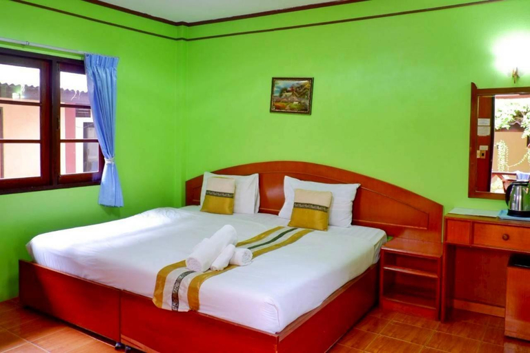 Bedroom 2, Island View Bungalows, Ko Samui