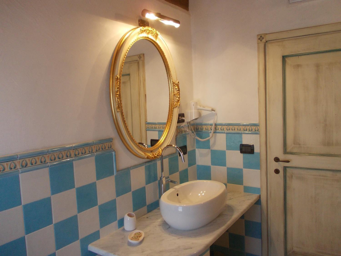 Bathroom 5, Madonna della Corte, Reggio Nell'Emilia