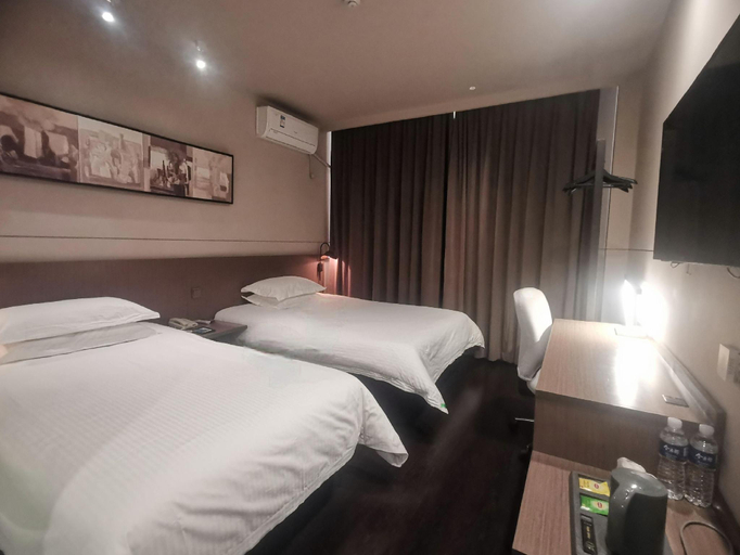 Bedroom 2, Jinjiang Inn Select Qingdao West Coast Coach Exhibition Center High-Speed Railway Station, Qingdao