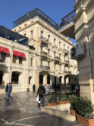3, L10D10 Hotel, Baku